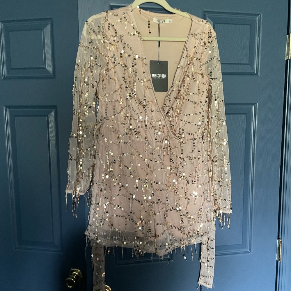 Missguided gold sequin jumper BRAND NEW